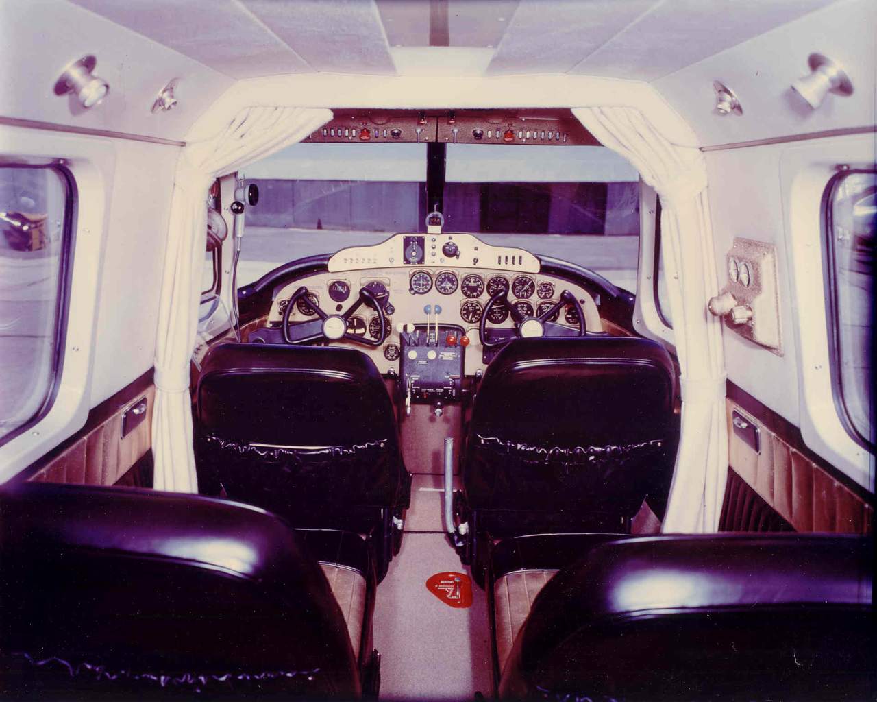 Aero Commander L-26, 560-A, 680-Super